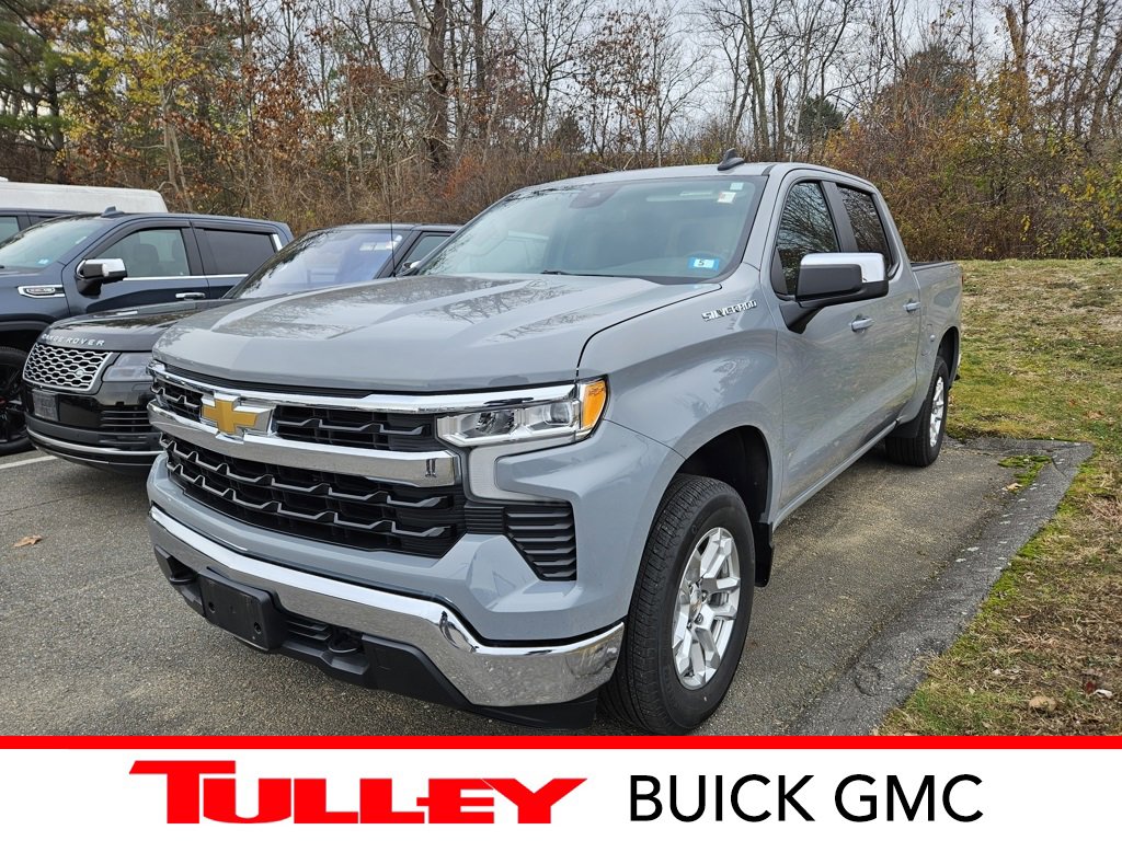 2024 Chevrolet Silverado 1500 LT's photo