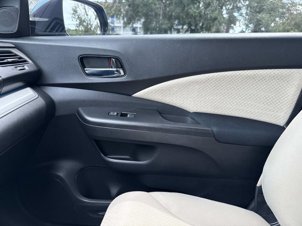 2015 Honda CR-V EX photo 24