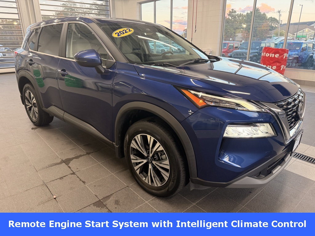 2022 Nissan Rogue SV photo 2