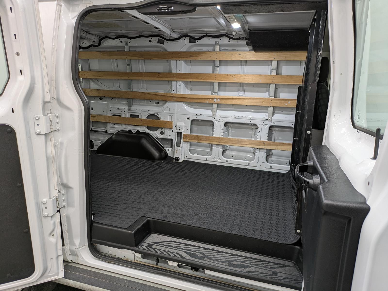 2023 Ford Transit Cargo Van photo 6