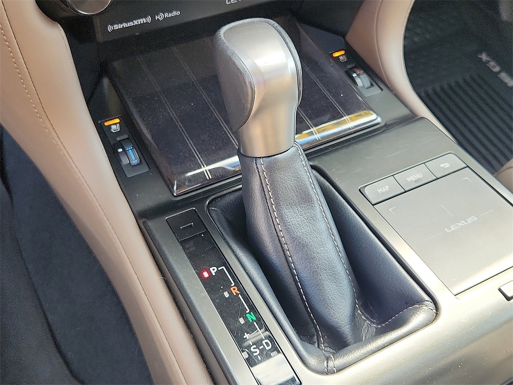 2023 Lexus GX Premium photo 14