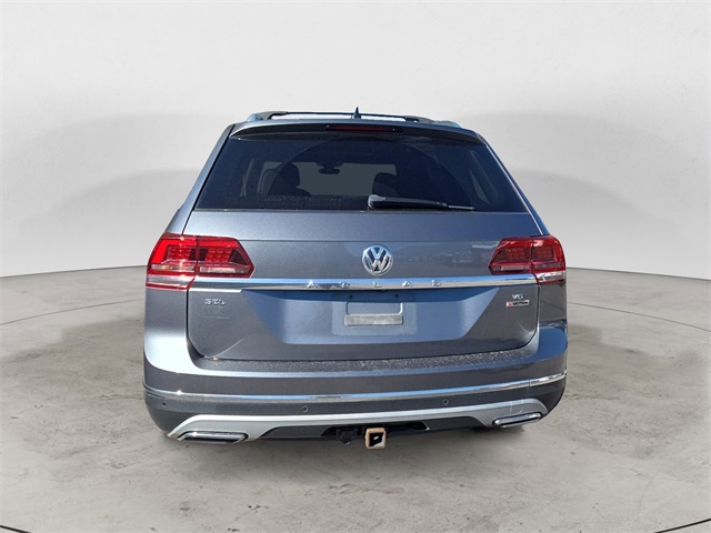 2019 Volkswagen Atlas SEL photo 4