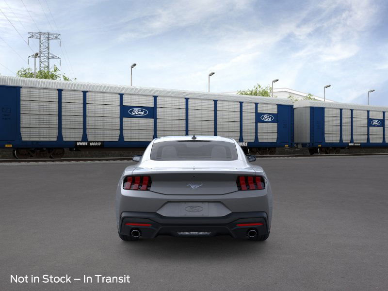 2025 Ford Mustang EcoBoost photo 3
