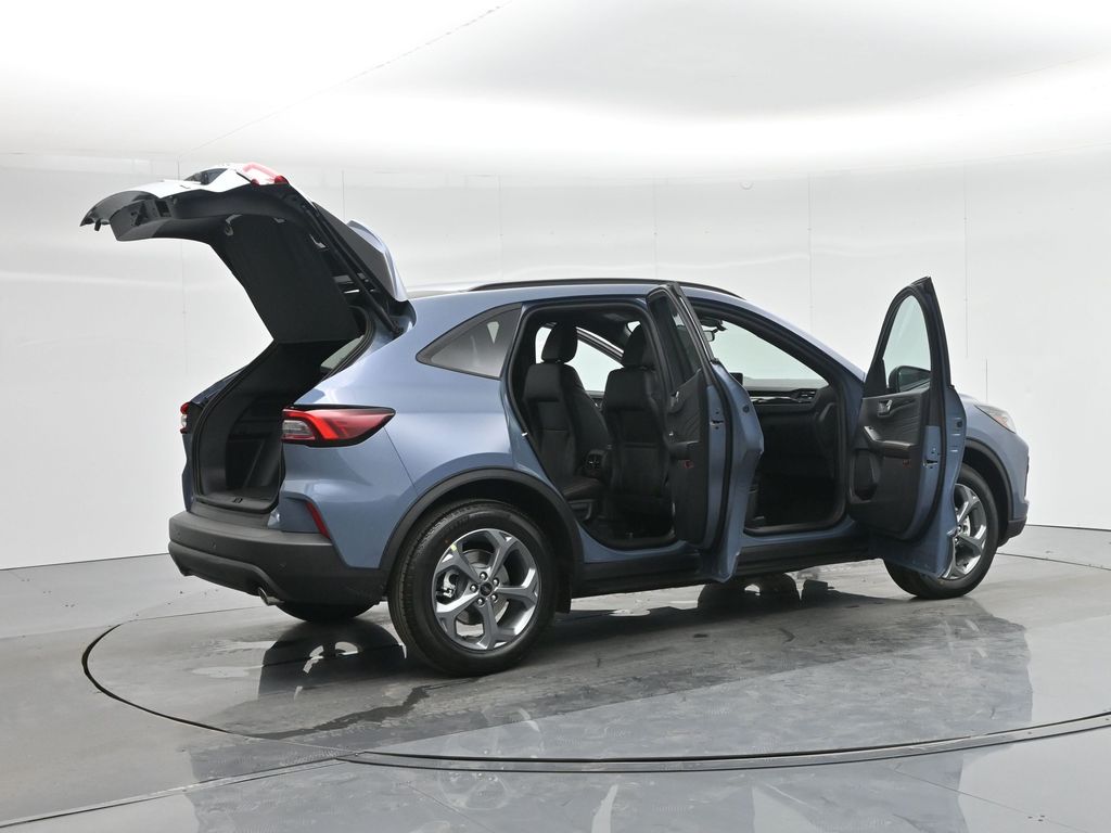 2025 Ford Escape Hybrid ST-Line
