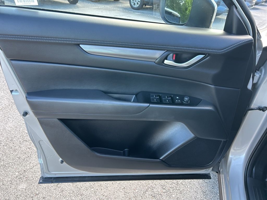 2024 Mazda CX-5 2.5 Select photo 10
