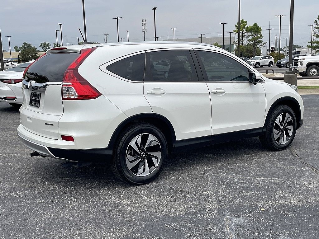 2016 Honda CR-V Touring photo 3