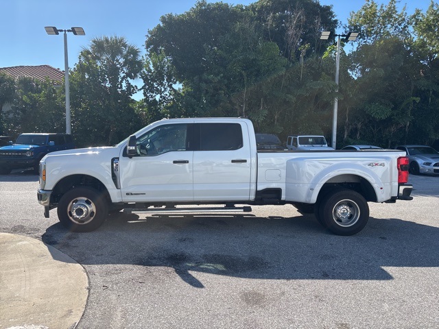 2024 Ford F-350 photo 4