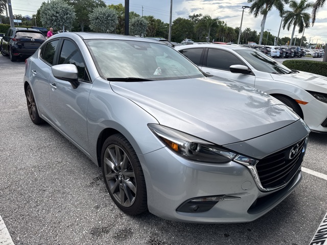 2018 Mazda Mazda3 Grand Touring photo 2