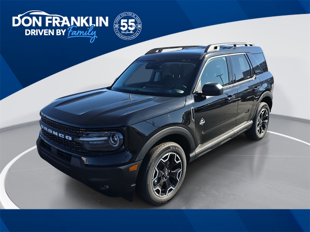 2025 Ford Bronco Sport Outer Banks's photo