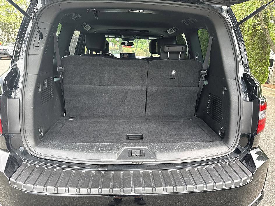 2023 Nissan Armada SL photo 10