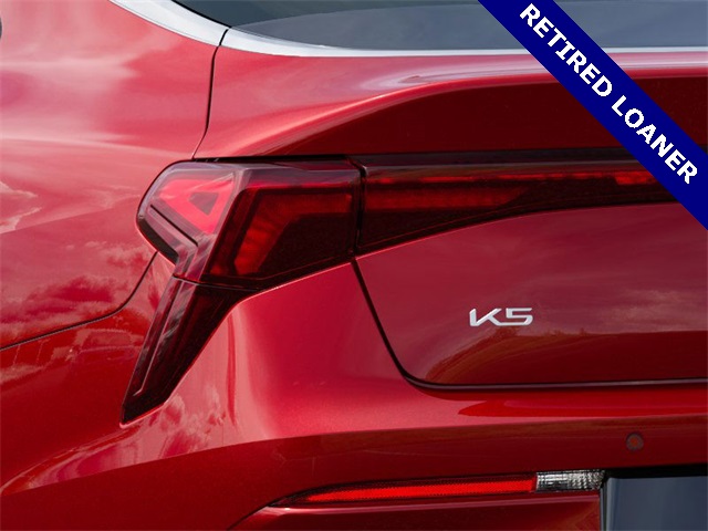 2025 Kia K5 GT-Line photo 11