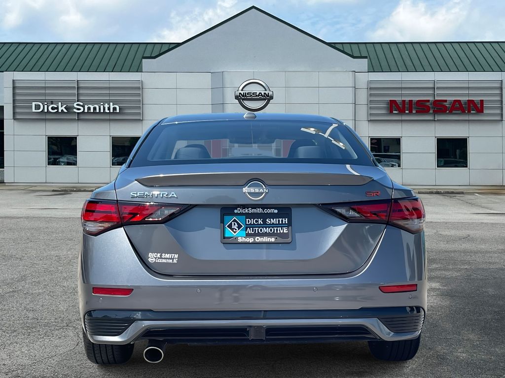 2025 Nissan Sentra SR photo 5