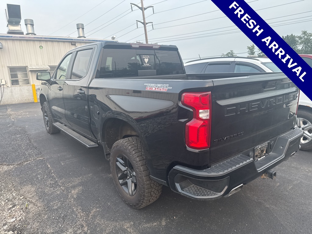 2021 Chevrolet Silverado 1500 LT Trail Boss photo 2