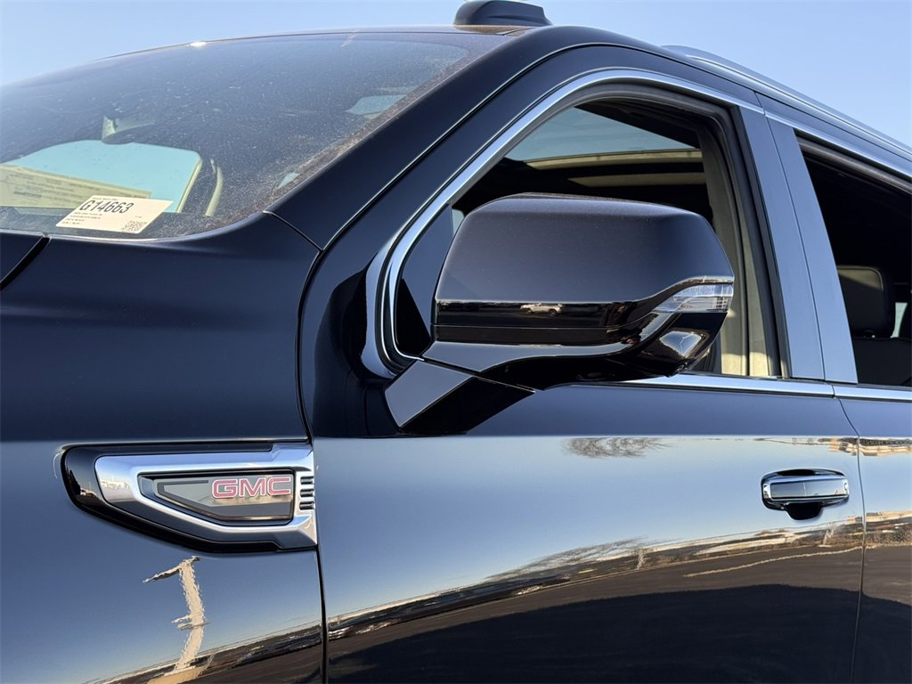 2026 GMC YUKON XL - Image 11
