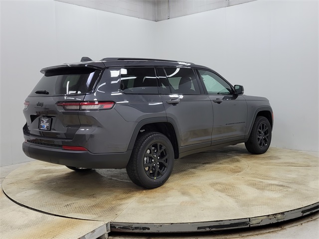 2025 Jeep Grand Cherokee Altitude X photo 4