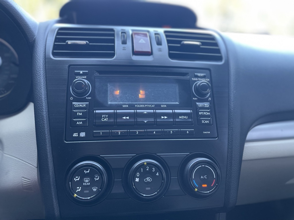 2013 Subaru Crosstrek 2.0i Premium photo 13