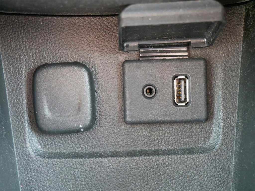 2013 Buick Encore Convenience photo 26