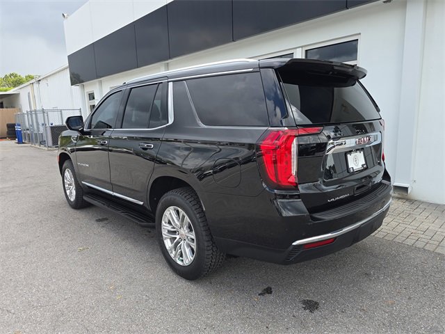 2022 Gmc Yukon SLT photo 3