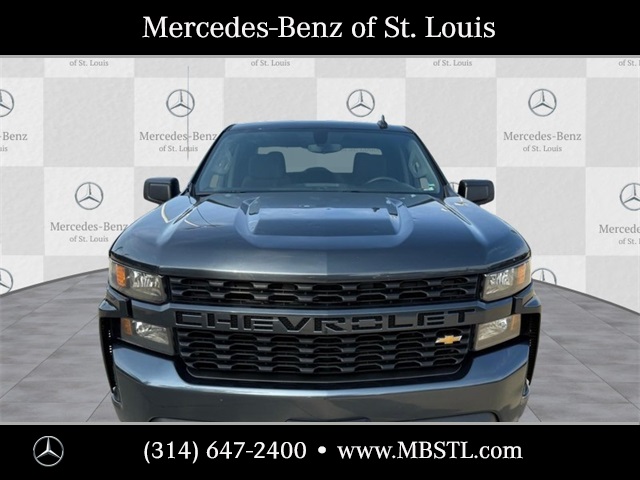 2020 Chevrolet Silverado 1500 Custom photo 2