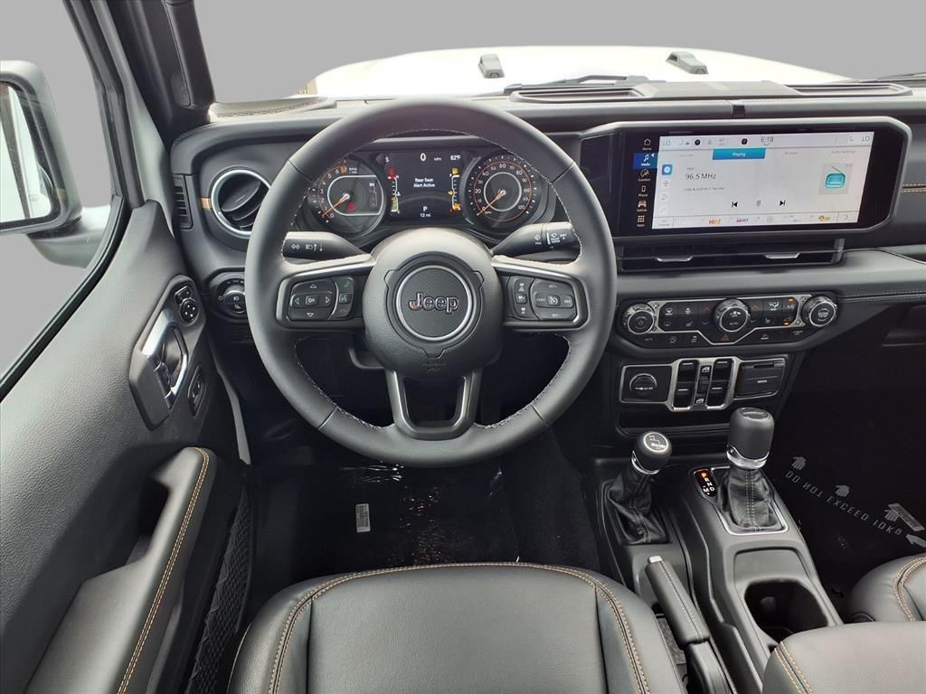 2025 Jeep Gladiator Sport photo 4