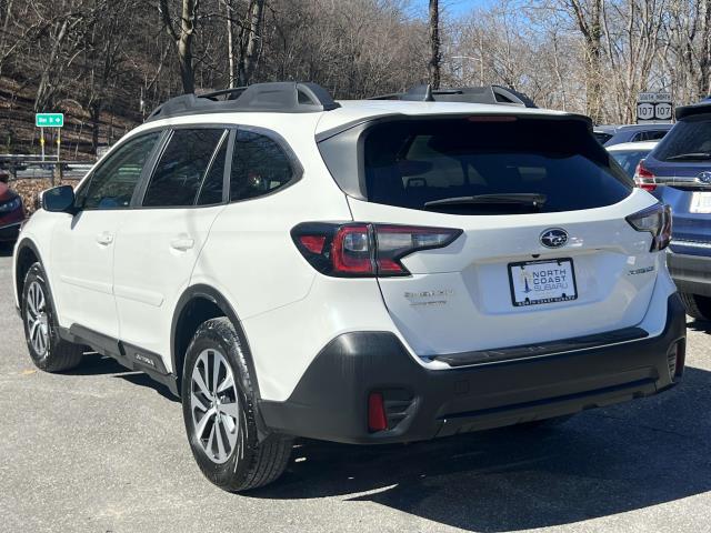 2022 Subaru Outback Premium photo 4