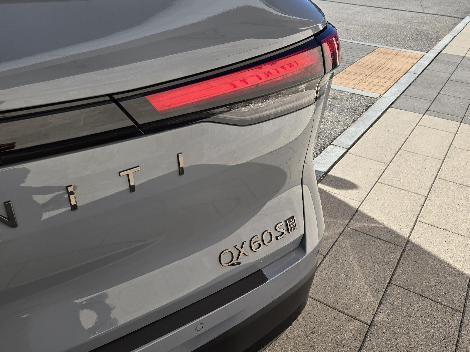 2026 Infiniti QX60 AWD photo 13