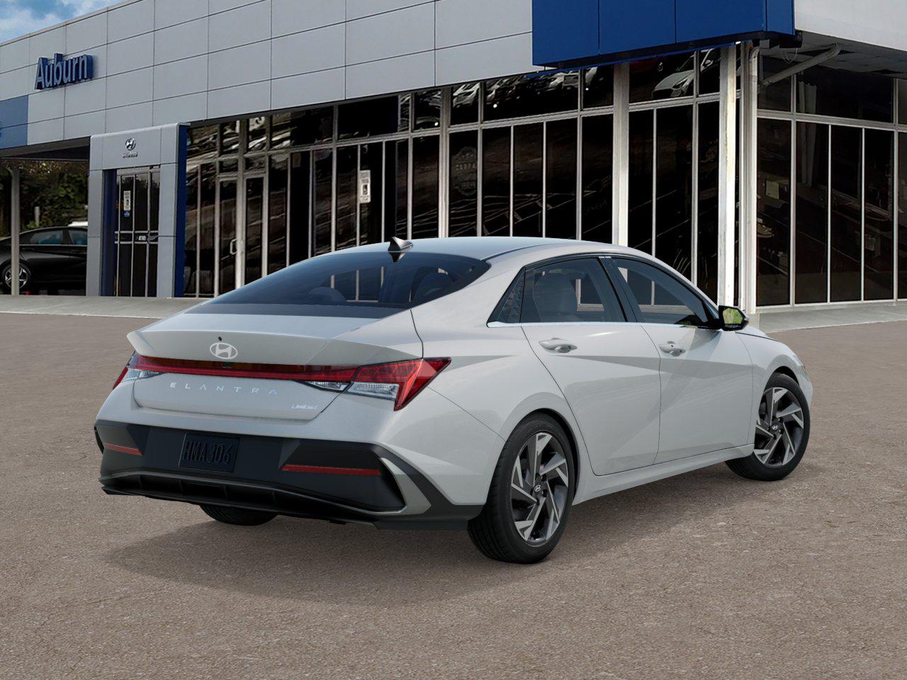 2025 Hyundai Elantra Limited photo 3
