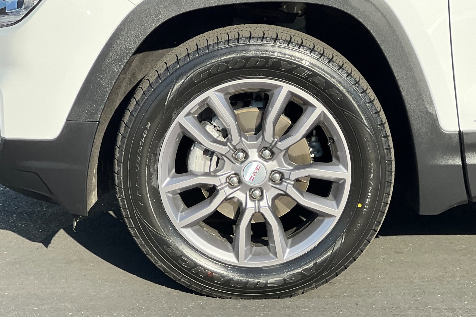 2024 Gmc Terrain SLT photo 24
