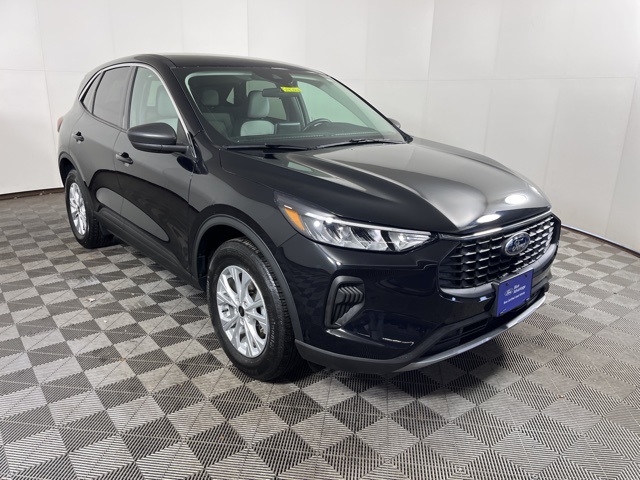 2023 Ford Escape Active's photo