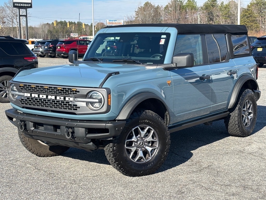 2023 Ford Bronco 4-Door Badlands's photo