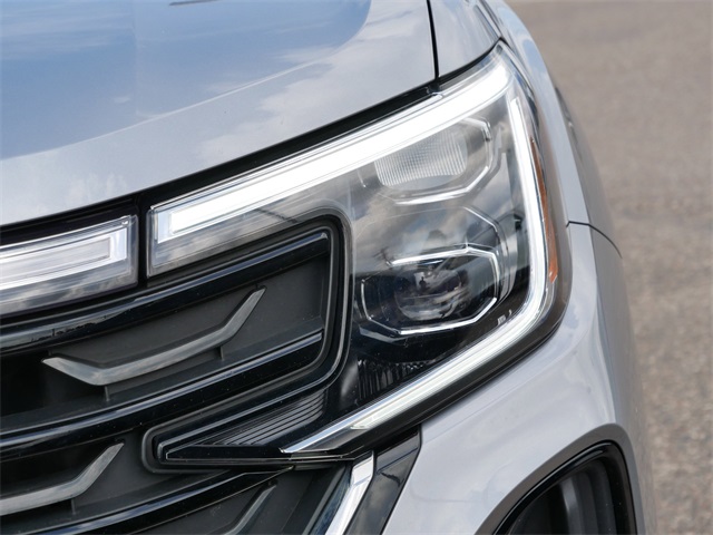 2024 Volkswagen Atlas Cross Sport SE Technology photo 9