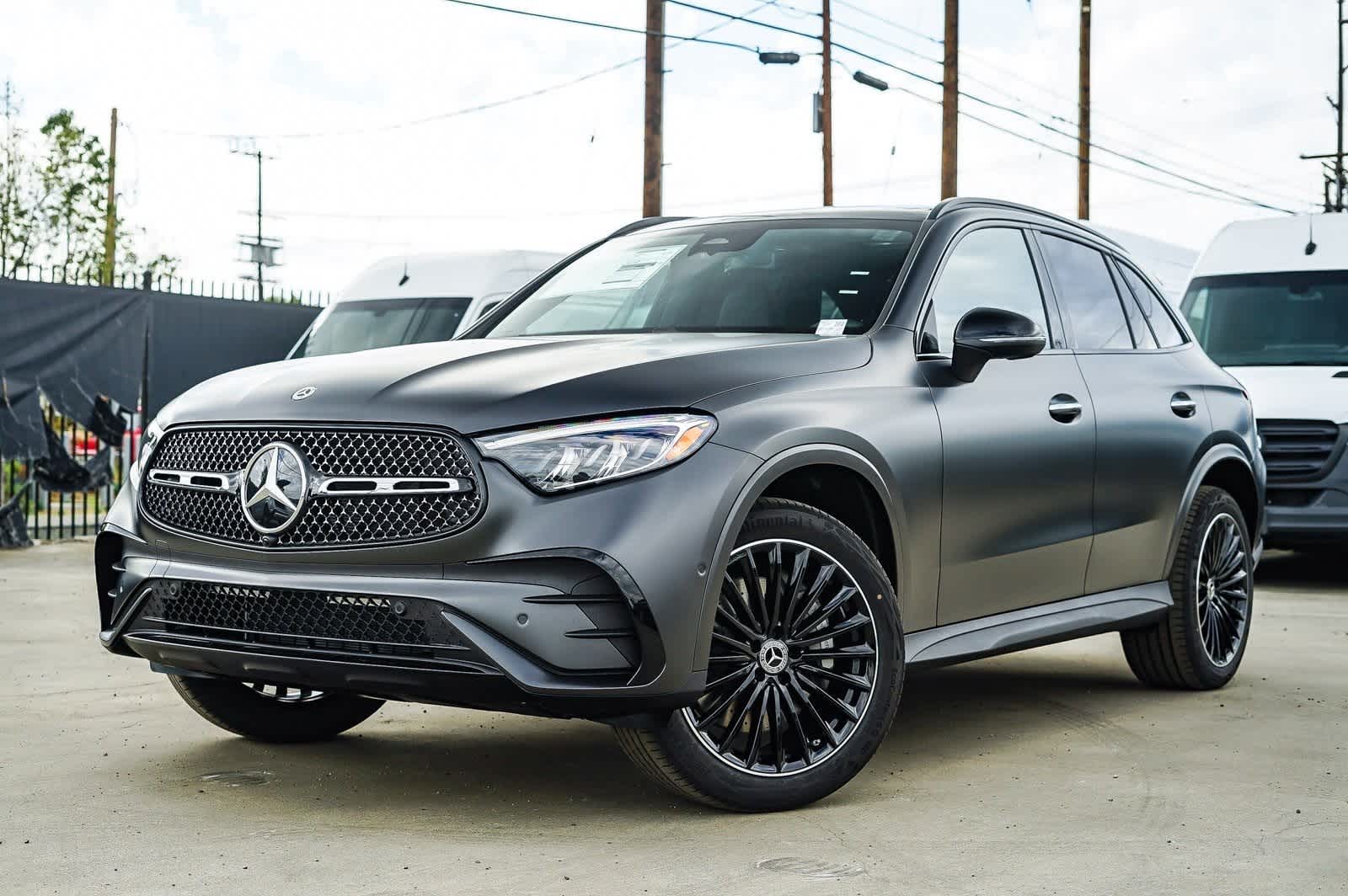 2026 Mercedes-Benz GLC Base's photo