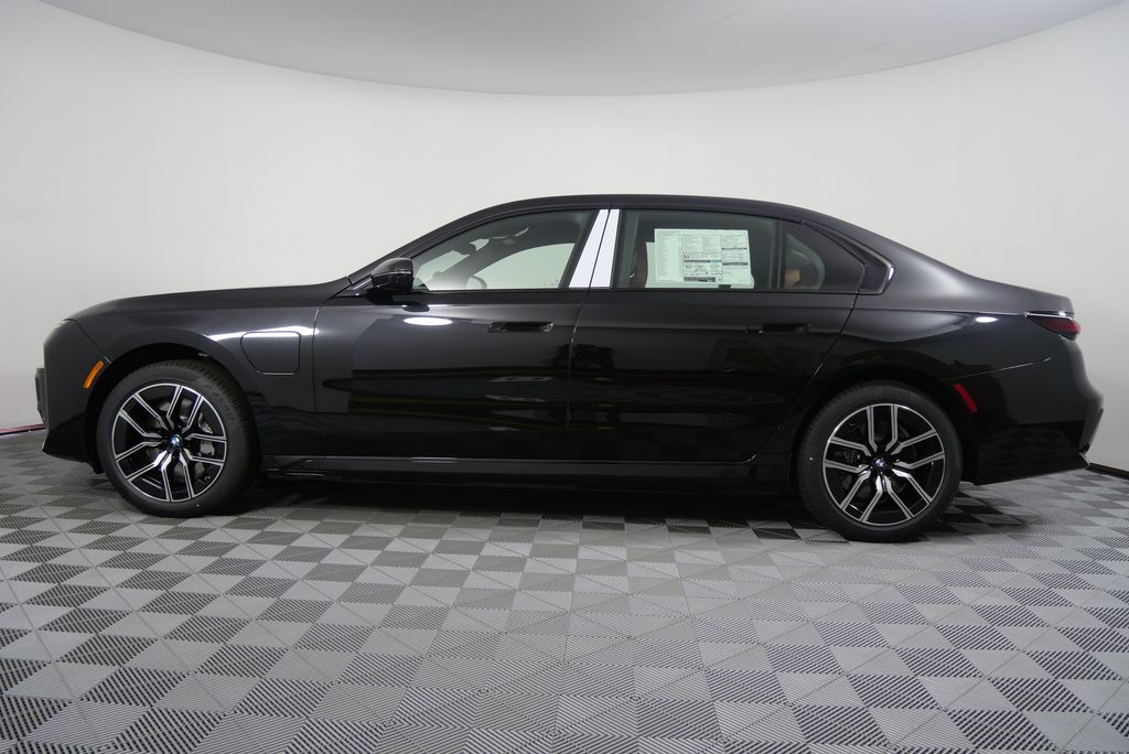 2025 Bmw 750e photo 5