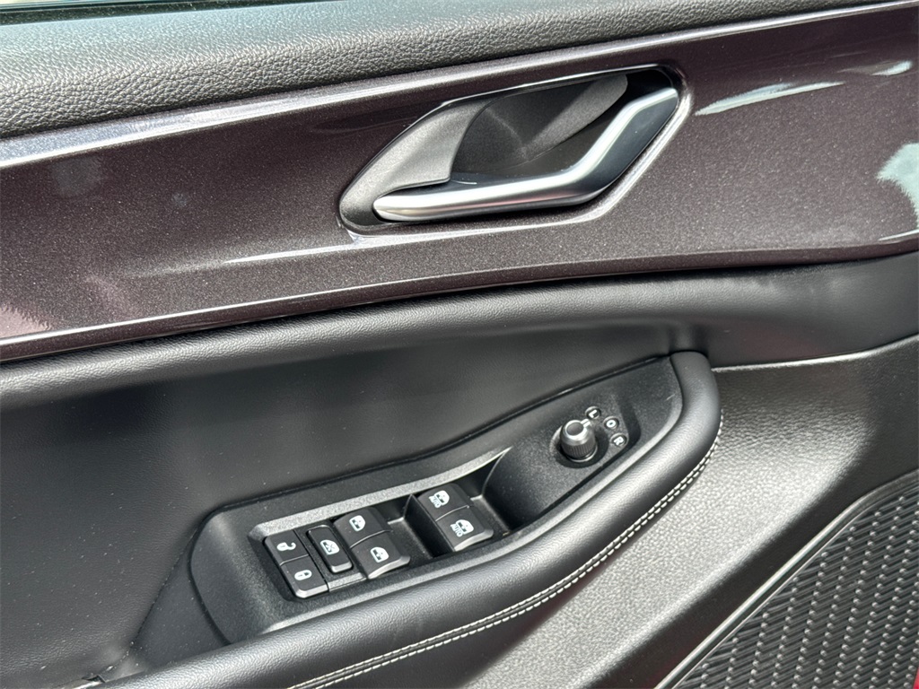 2023 Jeep Grand Cherokee Altitude photo 25