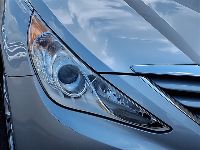 2012 Hyundai Sonata GLS photo 2
