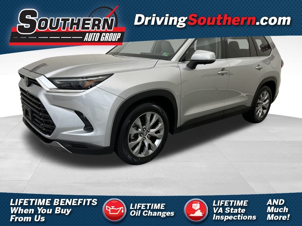 2024 Toyota Grand Highlander Platinum's photo
