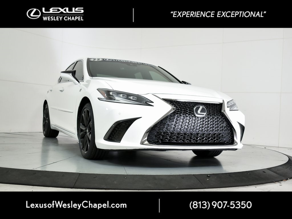 2022 Lexus ES F SPORT's photo