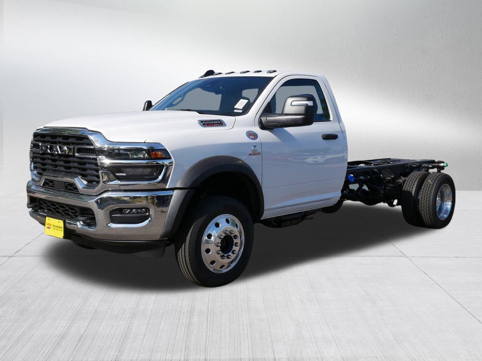 2026 Ram 5500 Tradesman photo 3