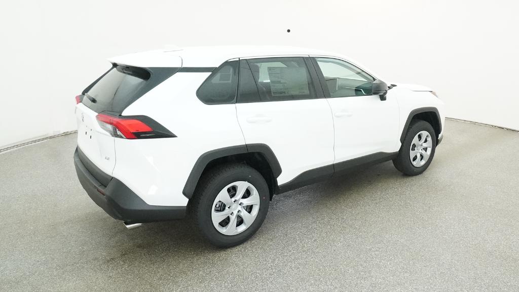 2025 Toyota RAV4 LE photo 22