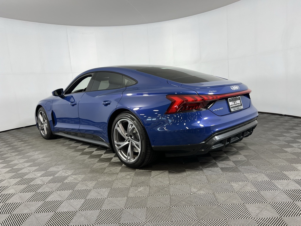 2024 Audi e-tron GT Premium Plus photo 7