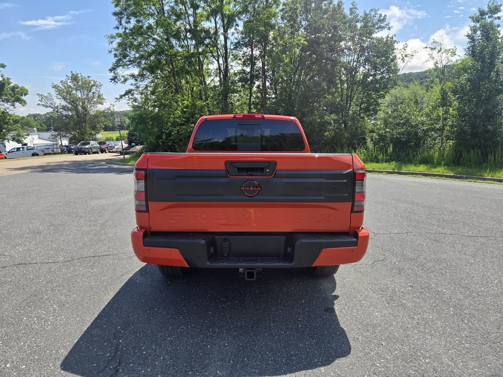 2025 Nissan Frontier PRO-4X photo 4