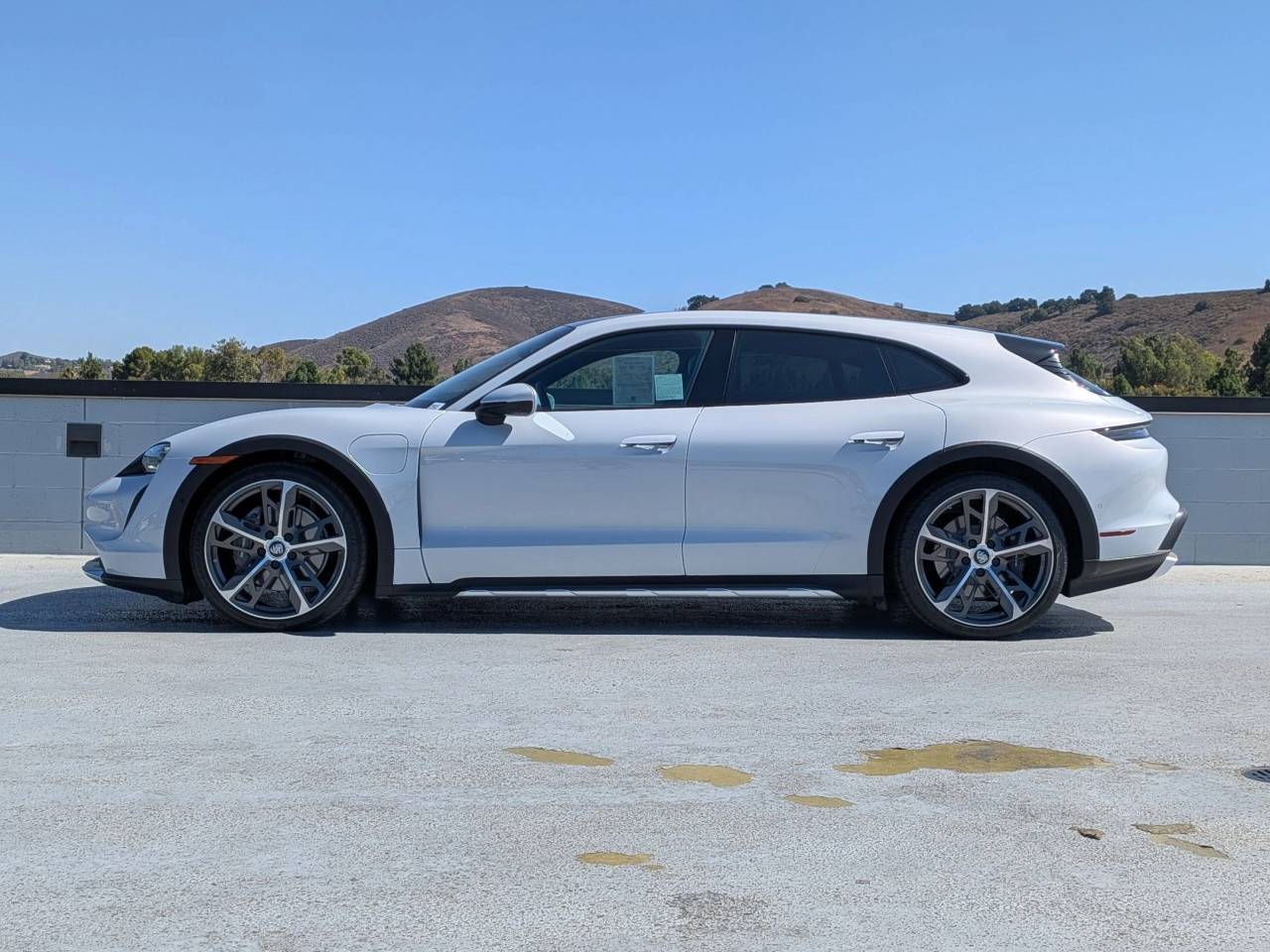 Certified 2021 Porsche Taycan Base with VIN WP0BA2Y12MSA71227 for sale in Thousand Oaks, CA