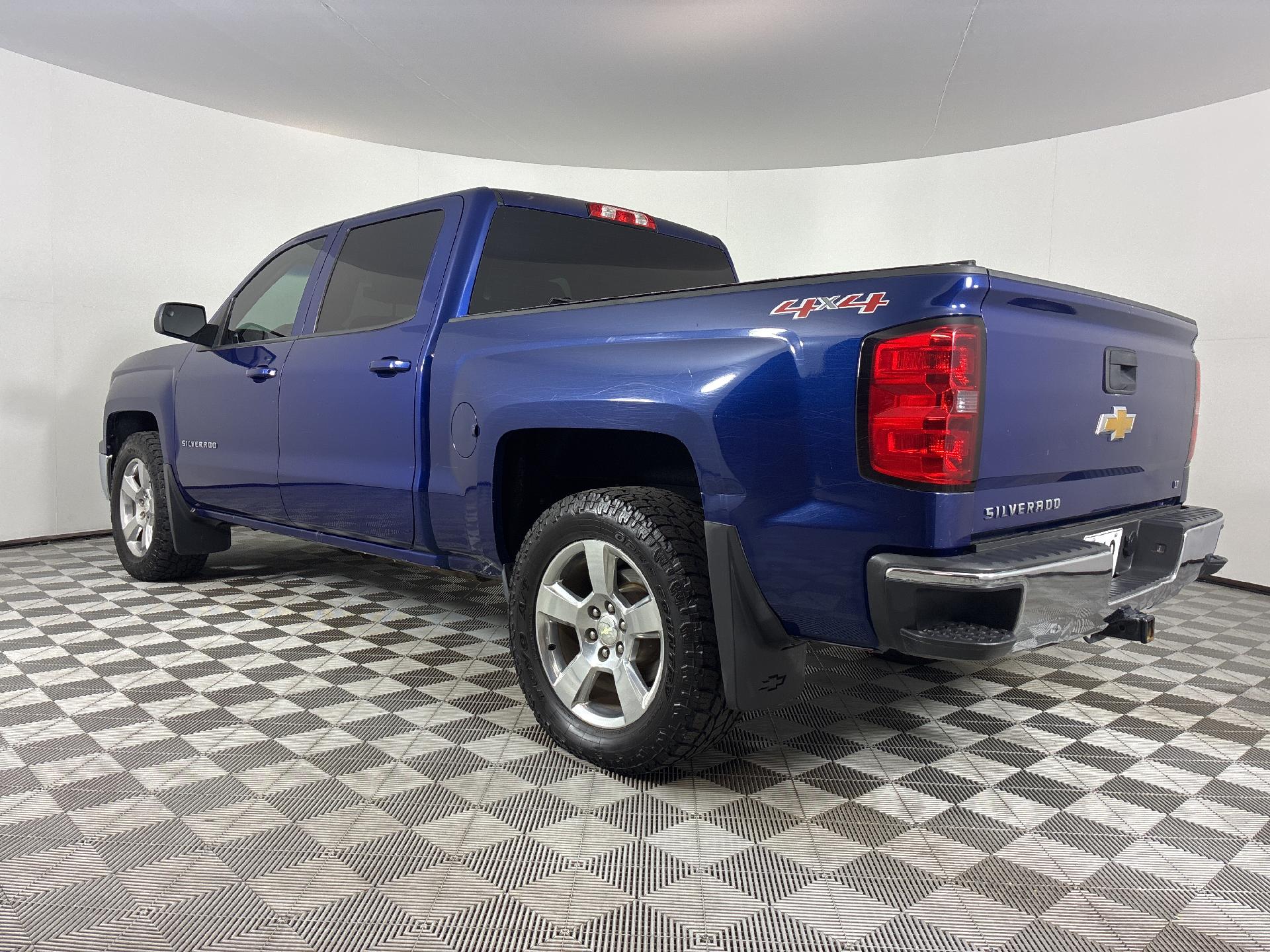 2014 Chevrolet Silverado 1500 LT photo 3