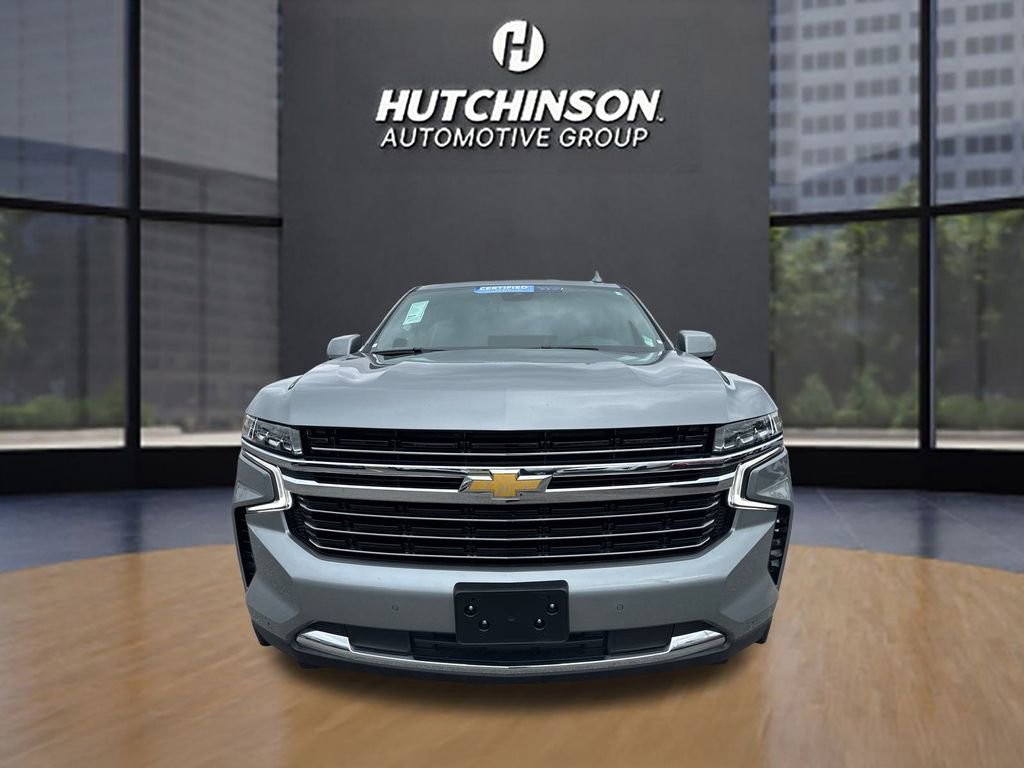 2024 Chevrolet Suburban LT photo 7