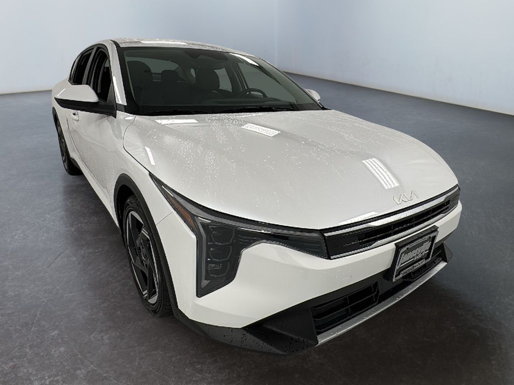 2025 Kia K4 EX's photo
