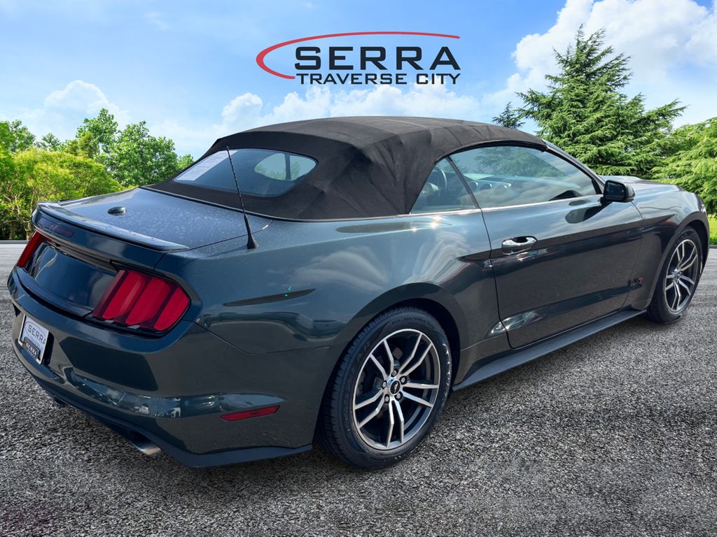 2016 Ford Mustang EcoBoost Premium photo 5