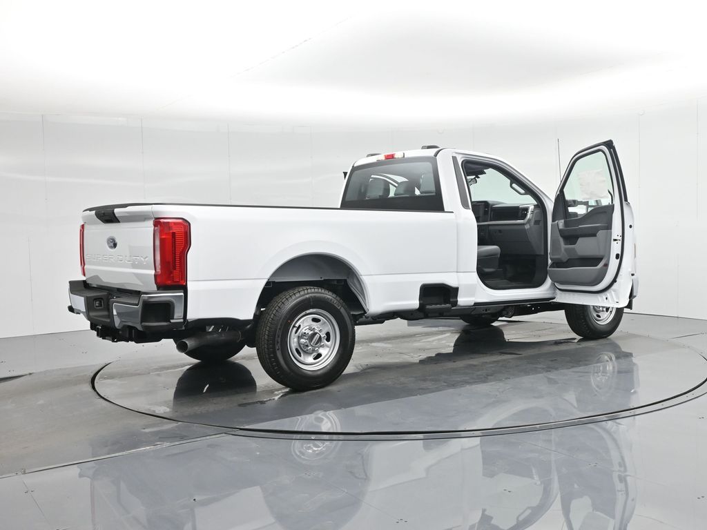 2025 Ford F-250 Super Duty XL