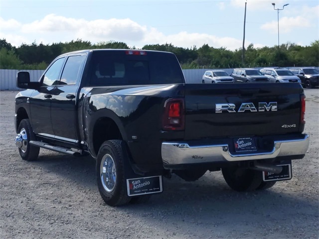 2026 Ram 3500 Tradesman photo 6