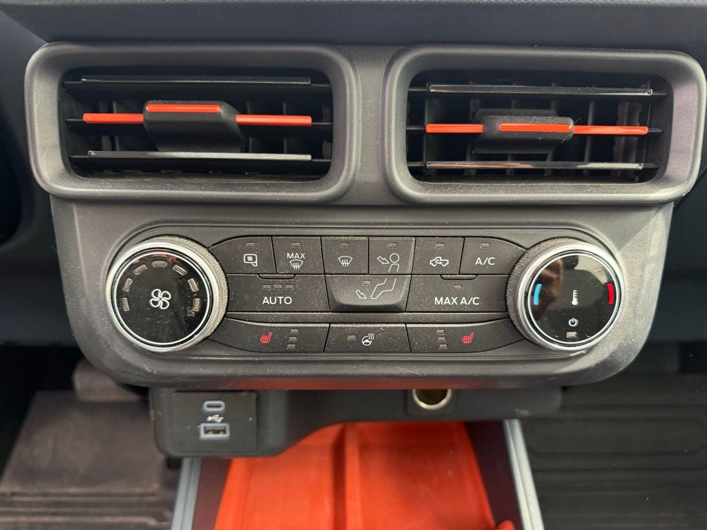 2022 Ford Maverick XLT photo 9