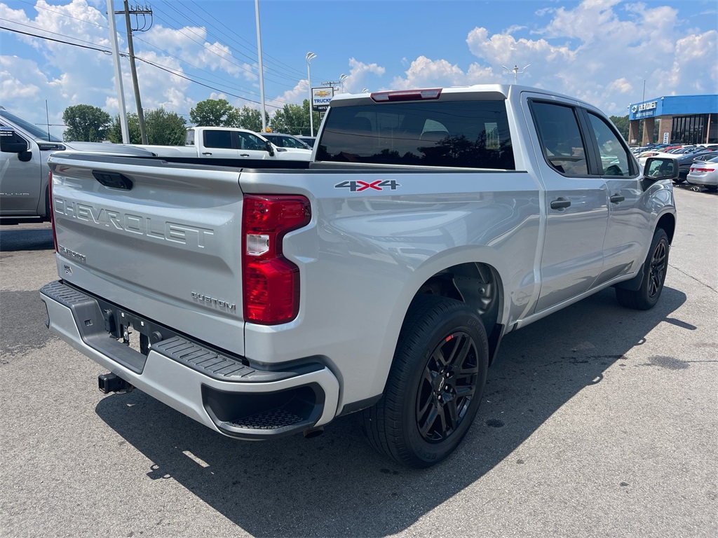 2022 Chevrolet Silverado 1500 Custom photo 4